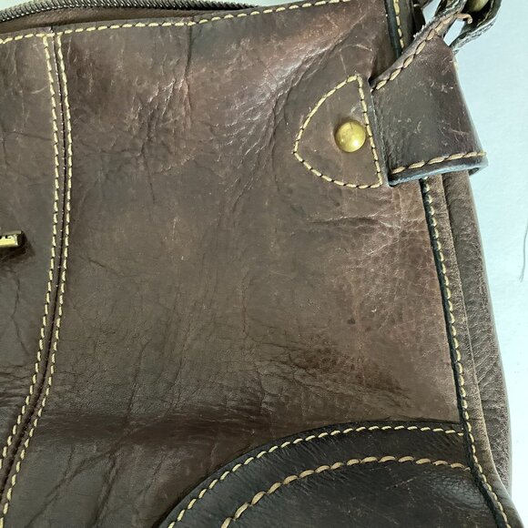 Vintage Fossil 75082 Brown Leather Handle Shoulder Bag with Charm. - Picture 2 of 15